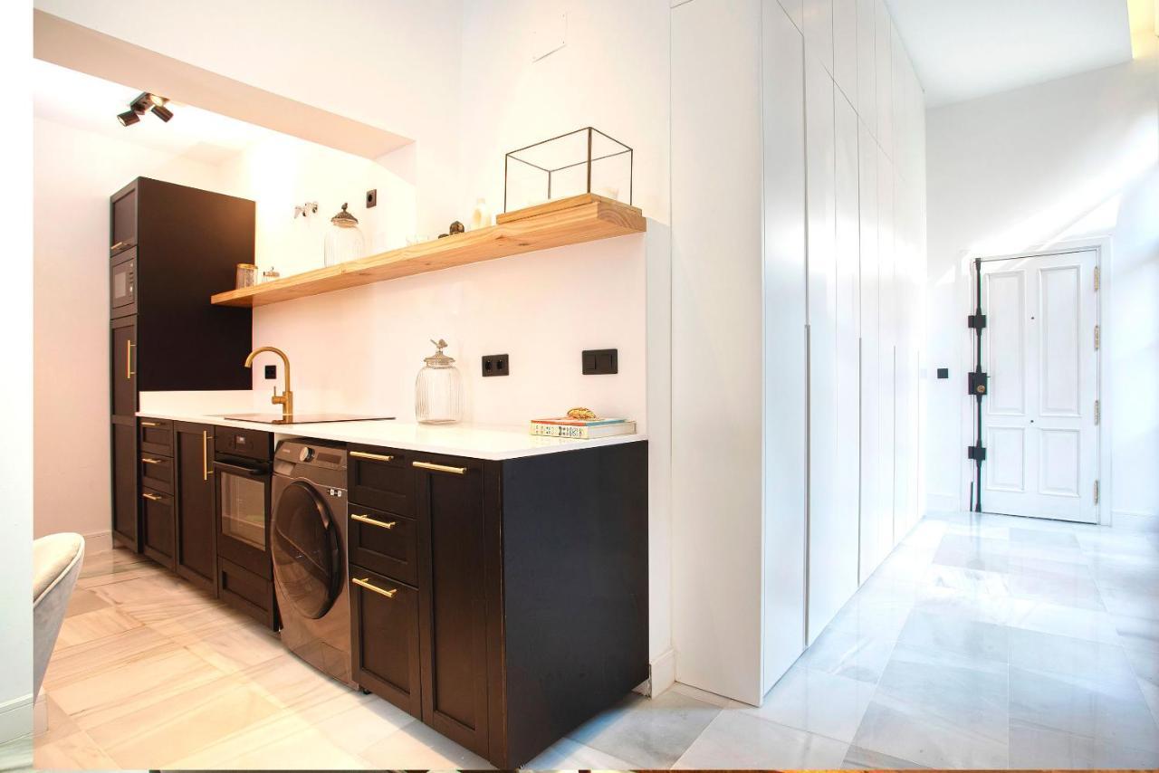 Genteel Home Giralda Севилья Экстерьер фото