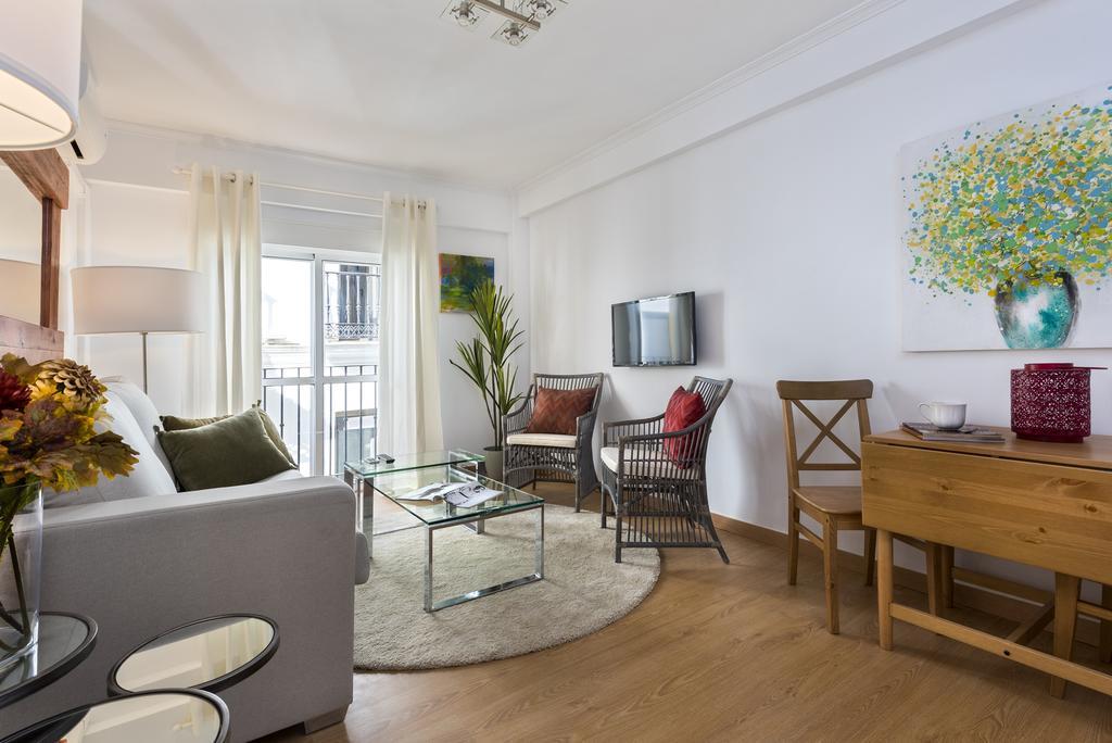Genteel Home Giralda Севилья Экстерьер фото